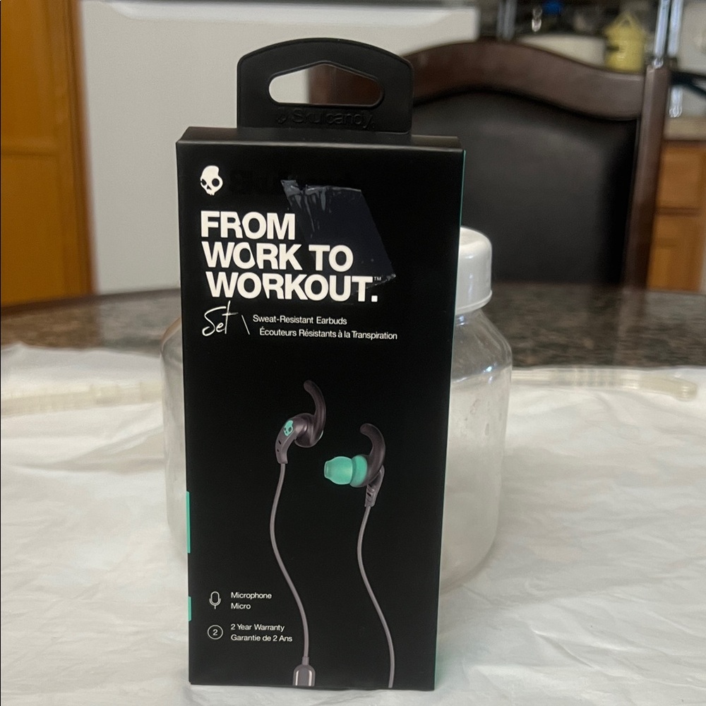 Skullcandy Set Earbuds with Teal Accents